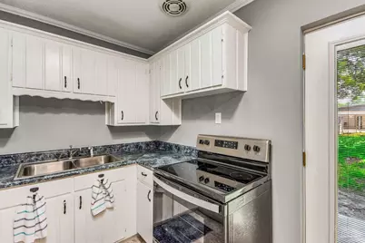 919 Clearview Ave, Pensacola, FL 32505 - Photo 5