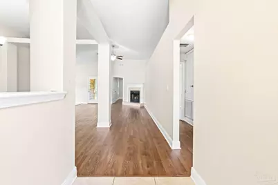 5635 Tucker Cir, Pace, FL 32571 - Photo 7