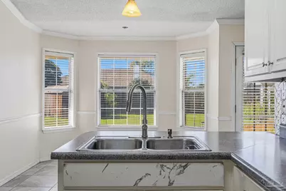 8213 Hartington Dr, Navarre, FL 32566 - Photo 13