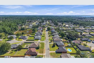 8213 Hartington Dr, Navarre, FL 32566 - Photo 43