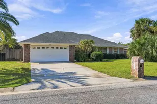 8213 Hartington Dr, Navarre, FL 32566 - Photo 1