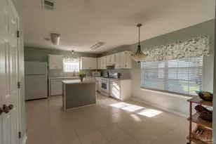 2104 Jarrod Dr, Cantonment, FL 32533 - Photo 13