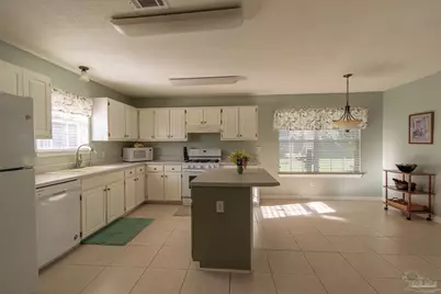 2104 Jarrod Dr, Cantonment, FL 32533 - Photo 11