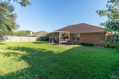 2104 Jarrod Dr, Cantonment, FL 32533 - Photo 5