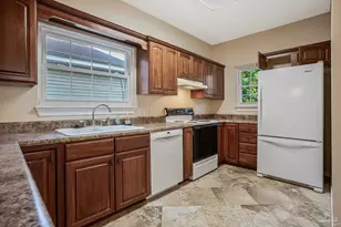 197 Wildflower Ln, Pensacola, FL 32514 - Photo 5