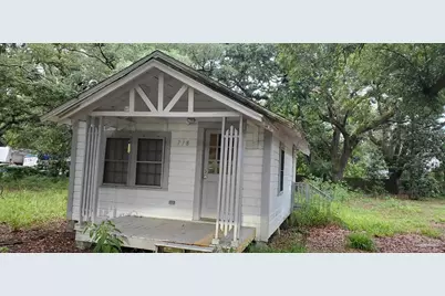 718 Bremen Ave, Pensacola, FL 32507 - Photo 1