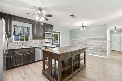 5640 Government Dr, Gulf Breeze, FL 32563 - Photo 7
