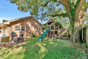 301 W Mallory, Pensacola, FL 32501 - Photo 19
