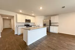 2340 Kirkwood Dr, Cantonment, FL 32533 - Photo 3