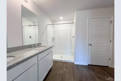 2340 Kirkwood Dr, Cantonment, FL 32533 - Photo 15
