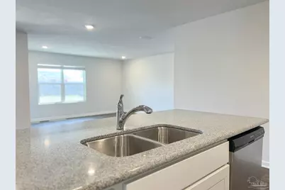 2340 Kirkwood Dr, Cantonment, FL 32533 - Photo 5