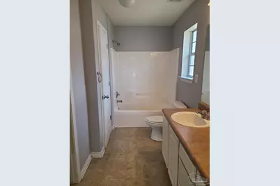 2321 Bur Oak Dr, Cantonment, FL 32533 - Photo 9