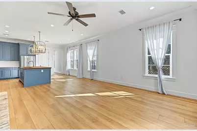 1206 E Fisher St, Pensacola, FL 32503 - Photo 9