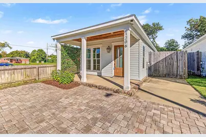 1206 E Fisher St, Pensacola, FL 32503 - Photo 3