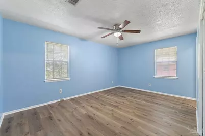 6430 W 9 Mile Rd, Pensacola, FL 32526 - Photo 13