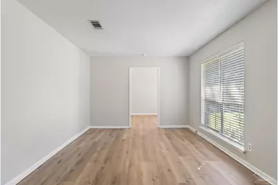 6430 W 9 Mile Rd, Pensacola, FL 32526 - Photo 3