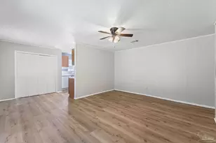 6430 W 9 Mile Rd, Pensacola, FL 32526 - Photo 9