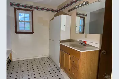 5749 Windermere Trace, Pace, FL 32571 - Photo 9