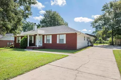 1009 Rachel Cir, Cantonment, FL 32533 - Photo 3
