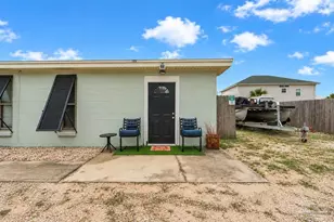 710 Via De Luna Dr, Pensacola Beach, FL 32561 - Photo 3
