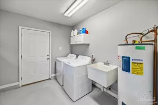 7057 Weatherwood Dr, Pensacola, FL 32506 - Photo 15