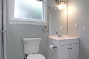 911 N Spring St, Pensacola, FL 32501 - Photo 9