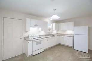 4121 Woodfin Cir, Pace, FL 32571 - Photo 3