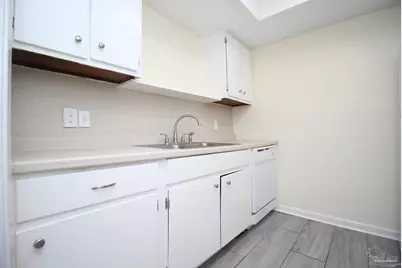8150 Lillian Hwy, Pensacola, FL 32506 - Photo 9