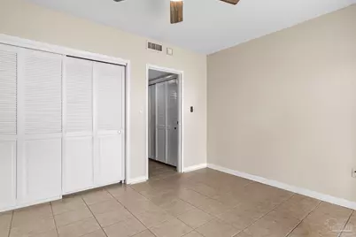 615 Bayshore Dr #206, Pensacola, FL 32507 - Photo 13