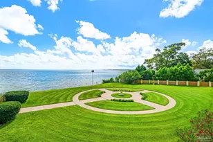 615 Bayshore Dr, Pensacola, FL 32507 - Photo 19