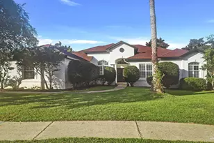 1191 Grand Pointe Dr, Gulf Breeze, FL 32563 - Photo 1