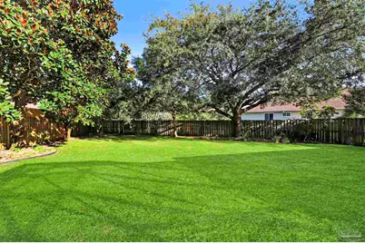 1191 Grand Pointe Dr, Gulf Breeze, FL 32563 - Photo 61