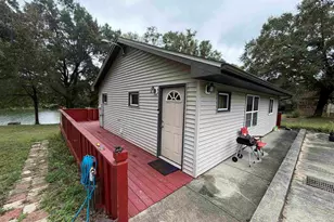 11147 N Lakeview Dr, Milton, FL 32583 - Photo 5