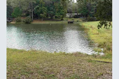 11147 N Lakeview Dr, Milton, FL 32583 - Photo 9