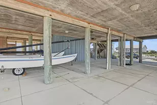 7637 Gulf Blvd, Navarre Beach, FL 32566 - Photo 65