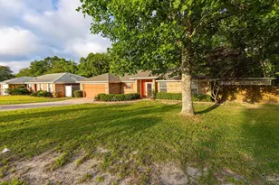 11108 Pine Hill Dr, Pensacola, FL 32506 - Photo 1