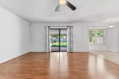 6425 Mariana Dr, Pensacola, FL 32504 - Photo 21
