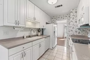 6425 Mariana Dr, Pensacola, FL 32504 - Photo 25
