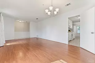6425 Mariana Dr, Pensacola, FL 32504 - Photo 7