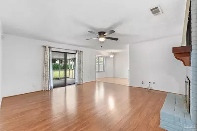6425 Mariana Dr, Pensacola, FL 32504 - Photo 19