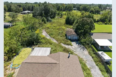 7085 Frank Reeder Rd, Pensacola, FL 32526 - Photo 3