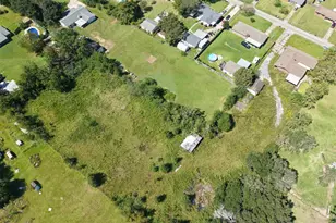 7085 Frank Reeder Rd, Pensacola, FL 32526 - Photo 5
