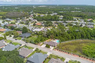 1570 Woodlawn Way, Gulf Breeze, FL 32563 - Photo 55