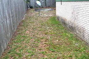 222 W Avery St, Pensacola, FL 32501 - Photo 5