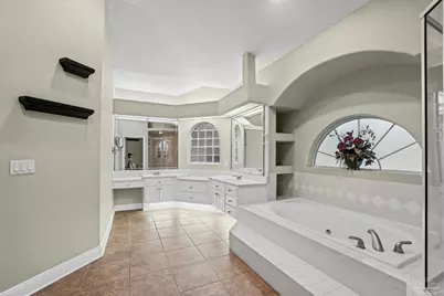 4100 Bamboo Dr, Pensacola, FL 32526 - Photo 21