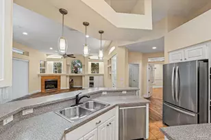 4100 Bamboo Dr, Pensacola, FL 32526 - Photo 15