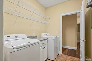 4100 Bamboo Dr, Pensacola, FL 32526 - Photo 31