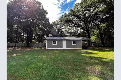 5737 Hermitage Cir, Milton, FL 32570 - Photo 5