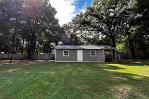 5737 Hermitage Cir, Milton, FL 32570 - Photo 5