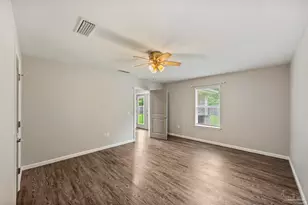 5622 Riviera Dr, Milton, FL 32583 - Photo 9